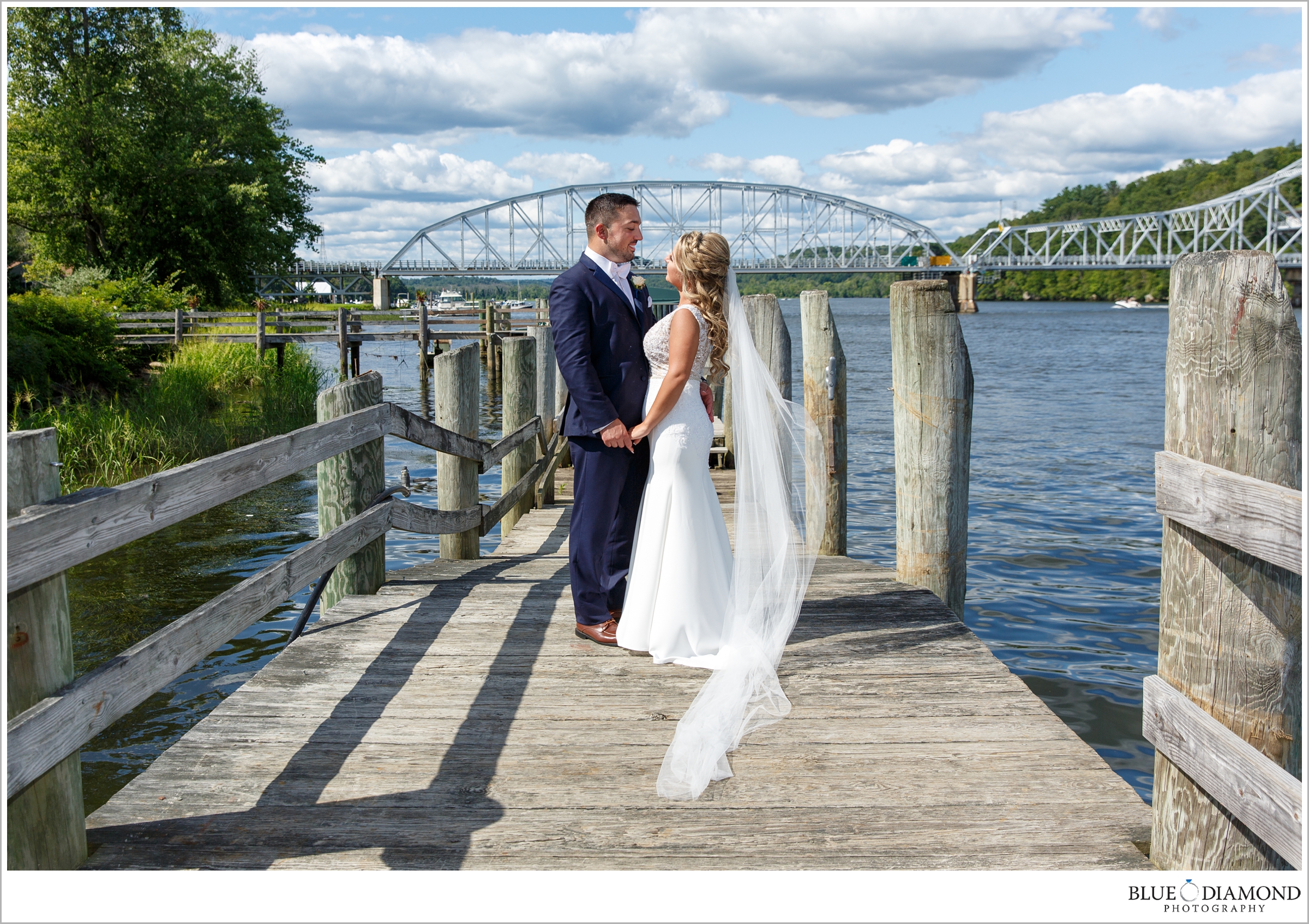 Riverhouse Wedding Photos
